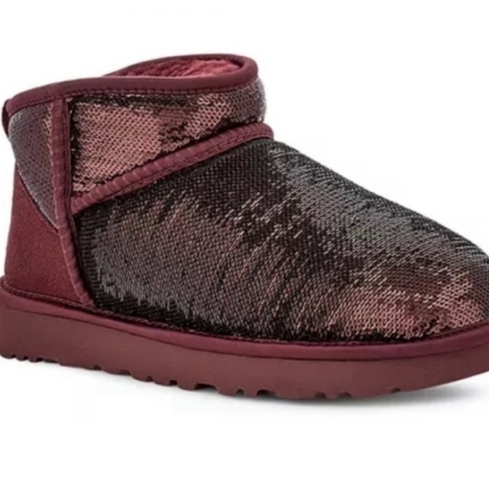UGG CLASSIC ULTRA MINI MIRROR BALL SEQUIN SPARKLE ANKLE BOOT